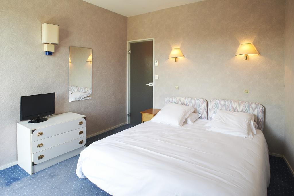 Les Ondines Hotel Les Hauts-d'Anjou Bilik gambar