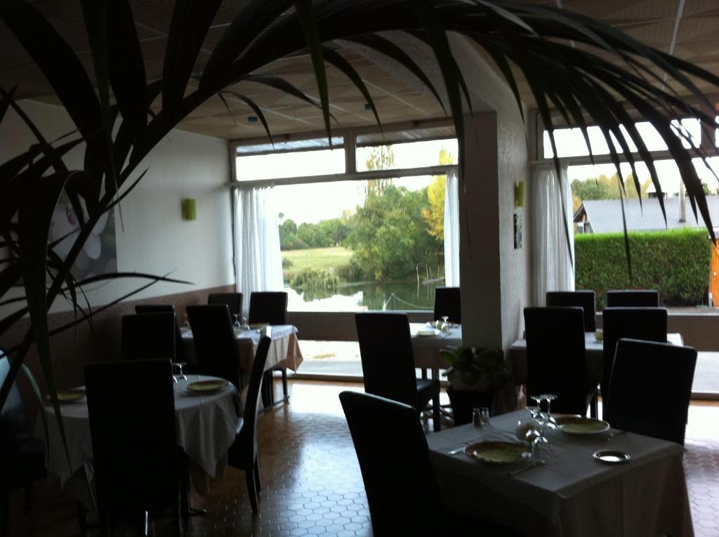 Les Ondines Hotel Les Hauts-d'Anjou Luaran gambar